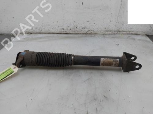 Used Right rear shock absorber Right rear shock absorber MERCEDES-BENZ GLE (W166) 350 d 4-matic (166.024) (258 hp) 34124407 34124407
