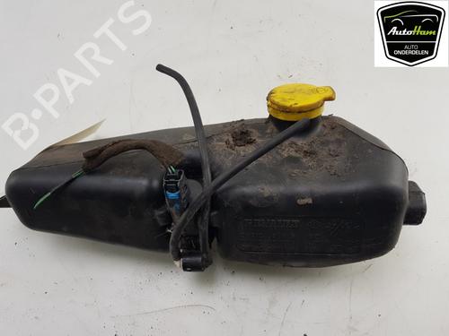 Used Windscreen washer tank DACIA SANDERO II TCe 90 (B8M1, B8MA, B8AC) (90 hp) 12047134