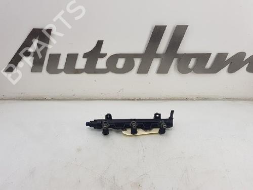 Used Injection rail VW POLO (9N_, 9A_) 1.2 12V (64 hp) 12014590