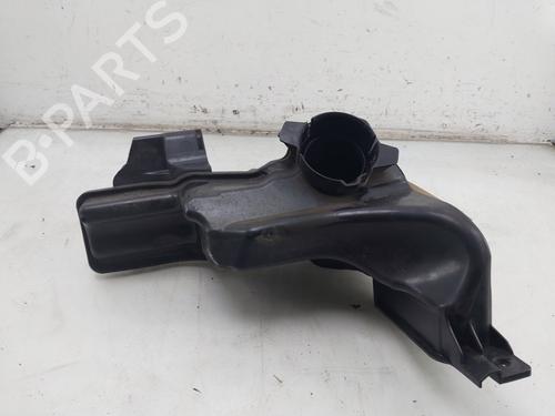 Used Air filter box Air filter box PEUGEOT 5008 II (MC_, MJ_, MR_, M4_) 1.2 THP (MRHNYH, MRHNYW, MRHNSJ, MRHNSU, MRHNSM) (131 hp) 36257580 36257580