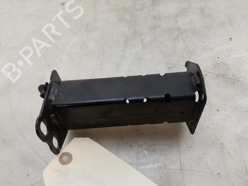 front-bumper-bracket-toyota-yaris-_p21_-_pa1_-_ph1_-2020-33430013 main image