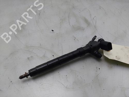 Used Injector VW GOLF VII (5G1, BQ1, BE1, BE2) 1.6 TDI (110 hp) 31040836