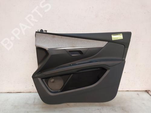Høyre frontpanel Høyre frontpanel PEUGEOT 5008 II (MC_, MJ_, MR_, M4_) 1.2 Hybrid 136 (MRHPYC) (136 hp) 35751946 35751946