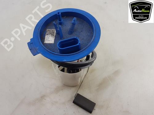 Used Fuel pump AUDI A1 Sportback (8XA, 8XF) 1.0 TFSI (95 hp) 13489681