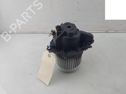 Used Heater blower motor DACIA LODGY (JS_) 1.2 TCe (JSAY, JSM0) (115 hp) 30184101