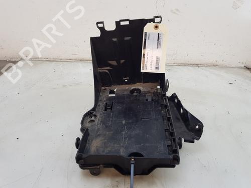 Steun PEUGEOT 5008 (0U_, 0E_) 1.6 16V (156 hp) 28112380