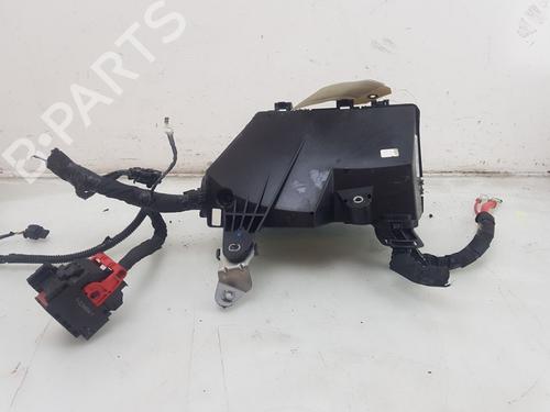 Fuse box VOLVO XC40 (536) Recharge | BP28358220E1 