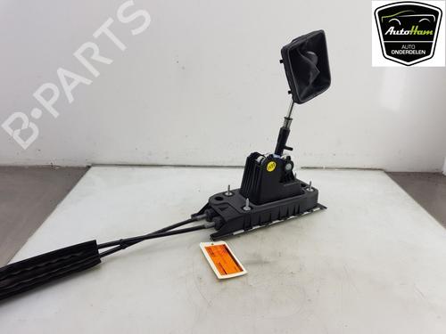 Used Gear lever AUDI Q2 (GAB, GAG) 30 TDI (115 hp) 13413070