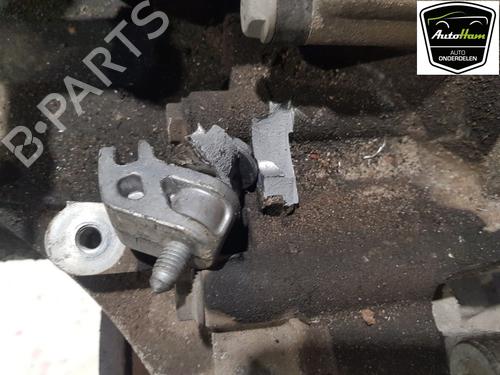Gearbox VW GOLF VI (5K1) 2.0 TDI | BP21216233M3 