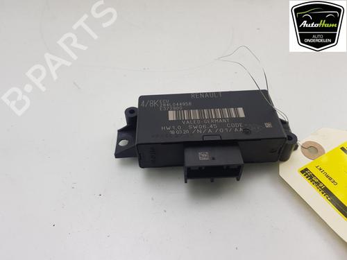 Used Electronic module RENAULT CLIO V (B7_) 1.0 TCe 100 (B7MT) (101 hp) 12038505