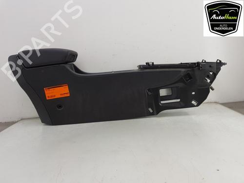Used Armrest / Center console OPEL ASTRA J Sports Tourer (P10) 1.3 CDTI (35) (95 hp) 13104651