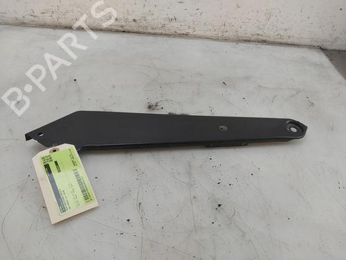 Used Right headlight support Right headlight support VW PASSAT B8 (3G2, CB2) 2.0 TDI 4motion (240 hp) 33617355 33617355