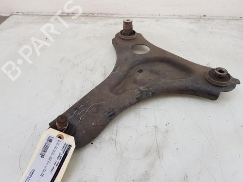 Used Left front suspension arm RENAULT TWINGO III (BCM_, BCA_) 1.0 SCe 70 (71 hp) 25048500