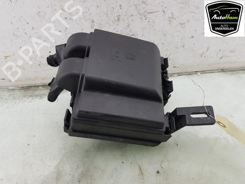 Used Fuse box FORD FIESTA VII (HJ, HF) 1.0 EcoBoost (101 hp) 22635380