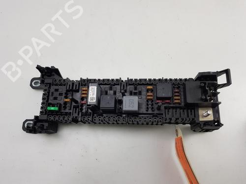 Sikringsdåse Sikringsdåse MERCEDES-BENZ VITO Van (W447) 116 CDI (447.601, 447.603, 447.605) (163 hp) 33811939 33811939