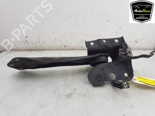 Used Right rear suspension arm MERCEDES-BENZ A-CLASS (W177) A 200 (177.087) (163 hp) 18305905