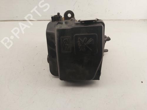 Used Fuse box Fuse box 37170033 37170033