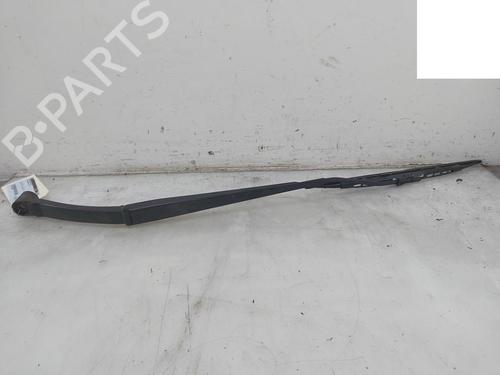 Used Front windshield wiper arm NISSAN QASHQAI II (J11, J11_) 1.3 DIG-T (160 hp) 28950242