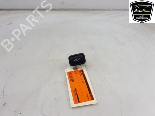 switch-kia-proceed-cd-14-t-gdi-299185059-2018-12044255 main image