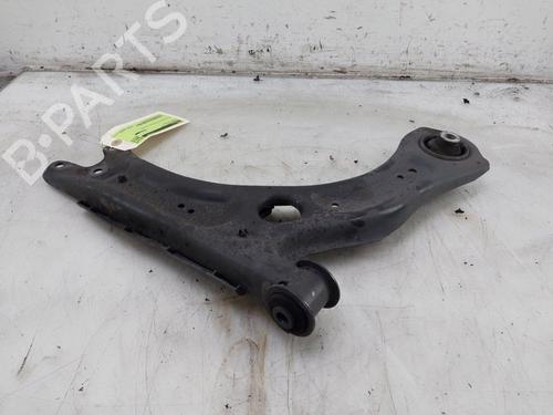 Høyre foran bærearm VW POLO VI (AW1, BZ1, AE1) 1.0 TSI (95 hp) 31829521