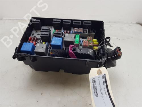 Fuse box OPEL MERIVA B MPV (S10) 1.4 (75) | BP28038056E1 