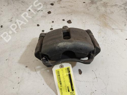 Used Right front brake caliper Right front brake caliper AUDI A3 Sportback (8VA, 8VF) 2.0 TDI (136 hp) 40525676 40525676