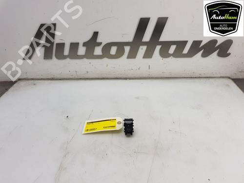 Used Switch PEUGEOT 2008 II (UD_, US_, UY_, UJ_, UR_, UC_) 1.2 PureTech 130 (USHNS, URHNS) (130 hp) 12037472