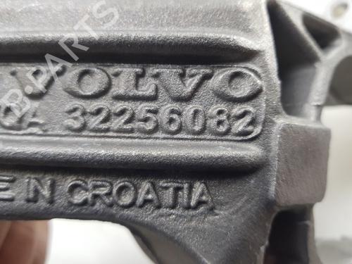 Support VOLVO XC60 II (246) T6 Plug-In Hybrid AWD | BP25884034C155 