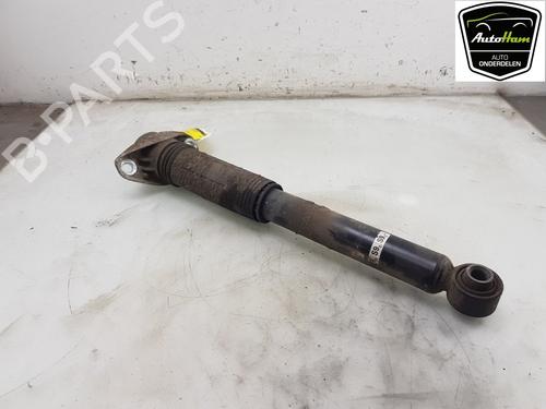 Used Right rear shock absorber TOYOTA COROLLA Estate (_E21_) 1.8 Hybrid (ZWE211) (122 hp) 17977561