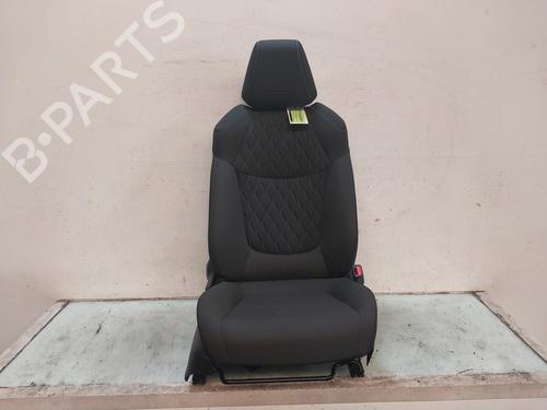 Used Right front seat TOYOTA COROLLA Saloon (_E21_) 1.8 VVTi Hybrid (126 hp) 30184014