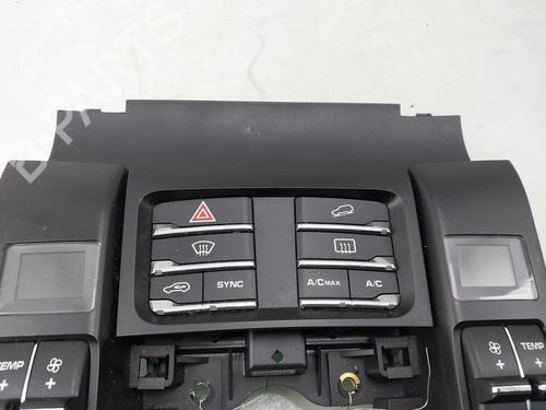 Climate control PORSCHE MACAN (95B) 2.0 | BP29851777I5 