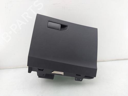 Used Glove box PEUGEOT 3008 II SUV (MC_, MR_, MJ_, M4_) 1.2 THP/ PureTech 130 (MRHNSM, MRHNSU, MRHNSJ, MRHNYW,... (131 hp) 30299903