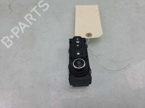 switch-renault-captur-i-j5_-h5_-2013-30633899 main image