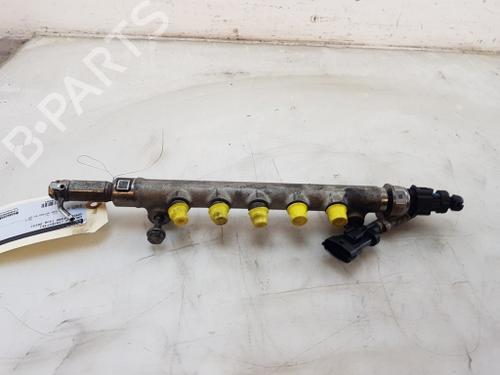 Used Injection rail Injection rail OPEL ZAFIRA TOURER C (P12) 1.6 CDTI (75) (136 hp) 28197715 28197715