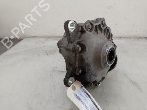Differential, foran MERCEDES-BENZ C-CLASS (W205) AMG C 43 4-matic (205.064) | BP29971560M23