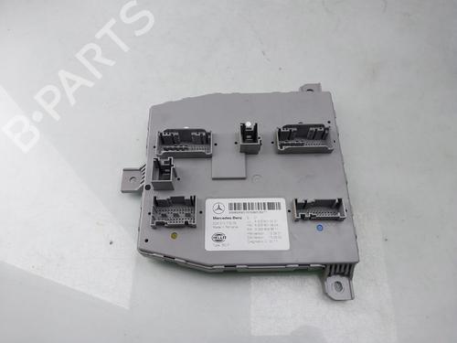 Used Electronic module MERCEDES-BENZ C-CLASS T-Model (S205) C 350 e (205.247) (279 hp) 31801531