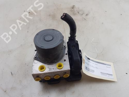 Used ABS pump TOYOTA AVENSIS Estate (_T27_) 1.8 VVT-i (ZRT271_, ZRT271R) (147 hp) 28498084
