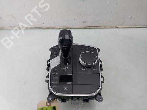 Used Gear lever BMW 3 Touring (G21, G81) 330 i (258 hp) 32262966
