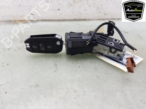 Used Ignition barrel FIAT DOBLO Box Body/MPV (510_, 511_) BlueHDi 100 (102 hp) 23091628