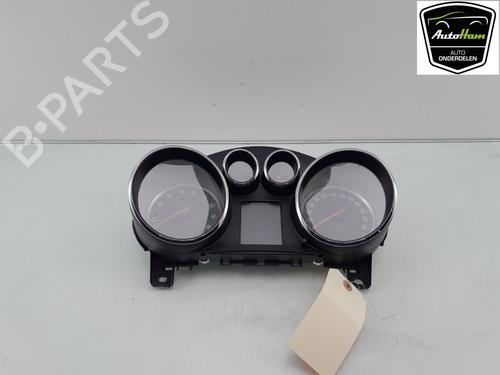 Used Instrument cluster OPEL ASTRA J Sports Tourer (P10) 1.4 Turbo (35) (140 hp) 12050949