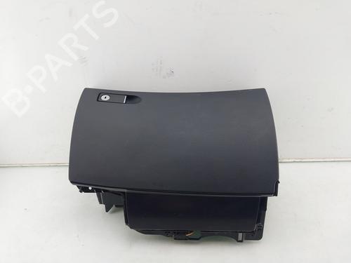 Used Glove box MERCEDES-BENZ C-CLASS (W204) C 180 CGI (204.049) (156 hp) 30509866