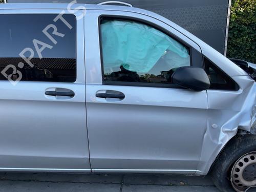 right-front-door-mercedes-benz-vito-tourer-w447-2014-40503857 main image
