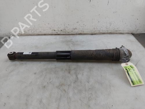 Used Right rear shock absorber Right rear shock absorber VW GOLF VII Variant (BA5, BV5) 1.0 TSI (115 hp) 33430312 33430312