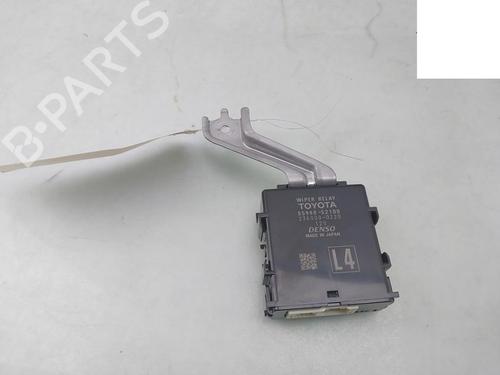 Used Electronic module Electronic module TOYOTA AYGO X (_B7_) 1.0 VVT-i (KGB70) (72 hp) 34039167 34039167