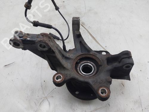 Used Right front steering knuckle RENAULT CAPTUR I (J5_, H5_) 0.9 TCe 90 (90 hp) 30466218