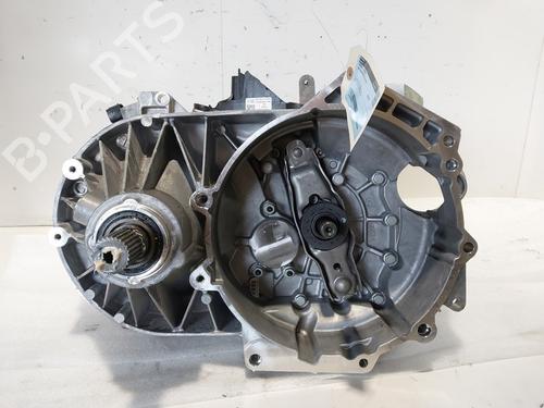 Used Gearbox VW TRANSPORTER T6 Van (SGA, SGH, SHA, SHH) 2.0 TDI (150 hp) 29971587