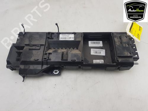 Used Fuse box FORD TRANSIT V363 Van (FCD, FDD) 2.0 EcoBlue RWD (130 hp) 16025961