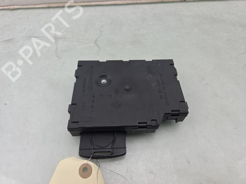 Module électronique RENAULT CAPTUR I (J5_, H5_) 1.2 TCe 120 (120 hp) 30675373