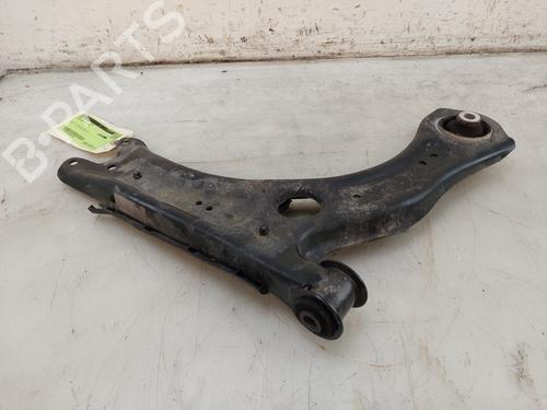 Used Right front suspension arm Right front suspension arm SKODA KAMIQ (NW4) 1.0 TSI (116 hp) 33736199 33736199
