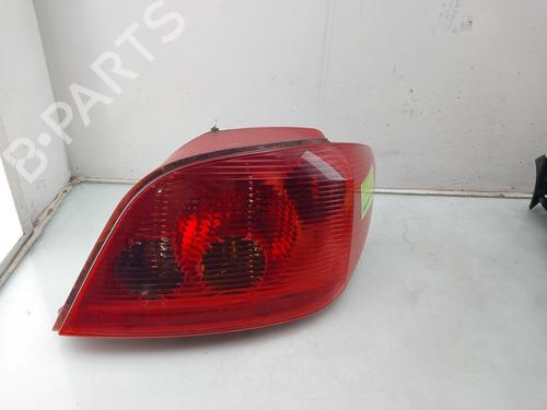 Used Right taillight PEUGEOT 307 (3A/C) 1.6 16V (109 hp) 30435521